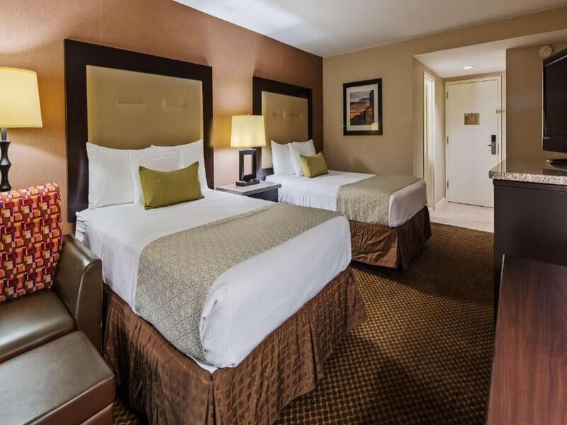 Best Western Louisville East Inn & Suites Zewnętrze zdjęcie