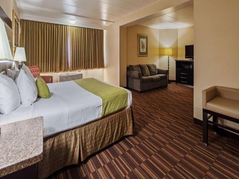 Best Western Louisville East Inn & Suites Zewnętrze zdjęcie