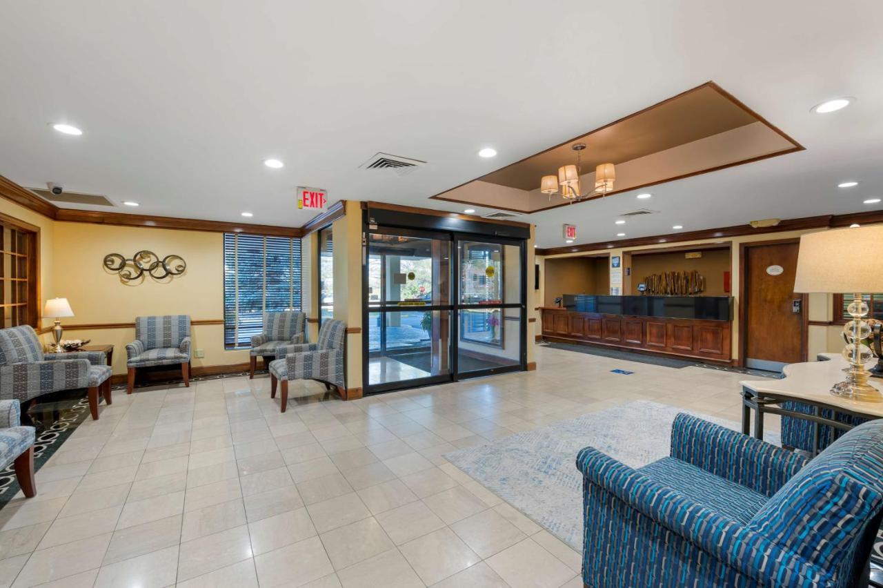 Best Western Louisville East Inn & Suites Zewnętrze zdjęcie