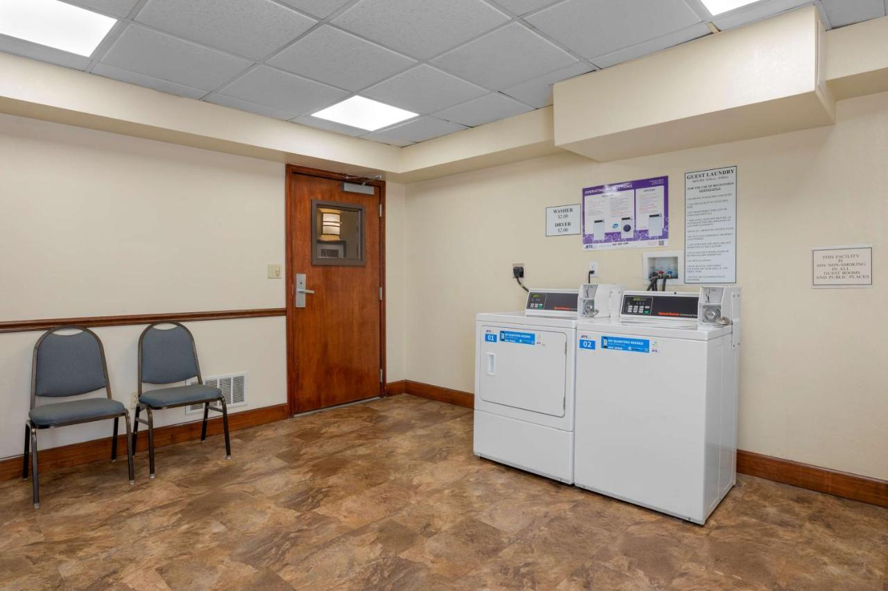 Best Western Louisville East Inn & Suites Zewnętrze zdjęcie