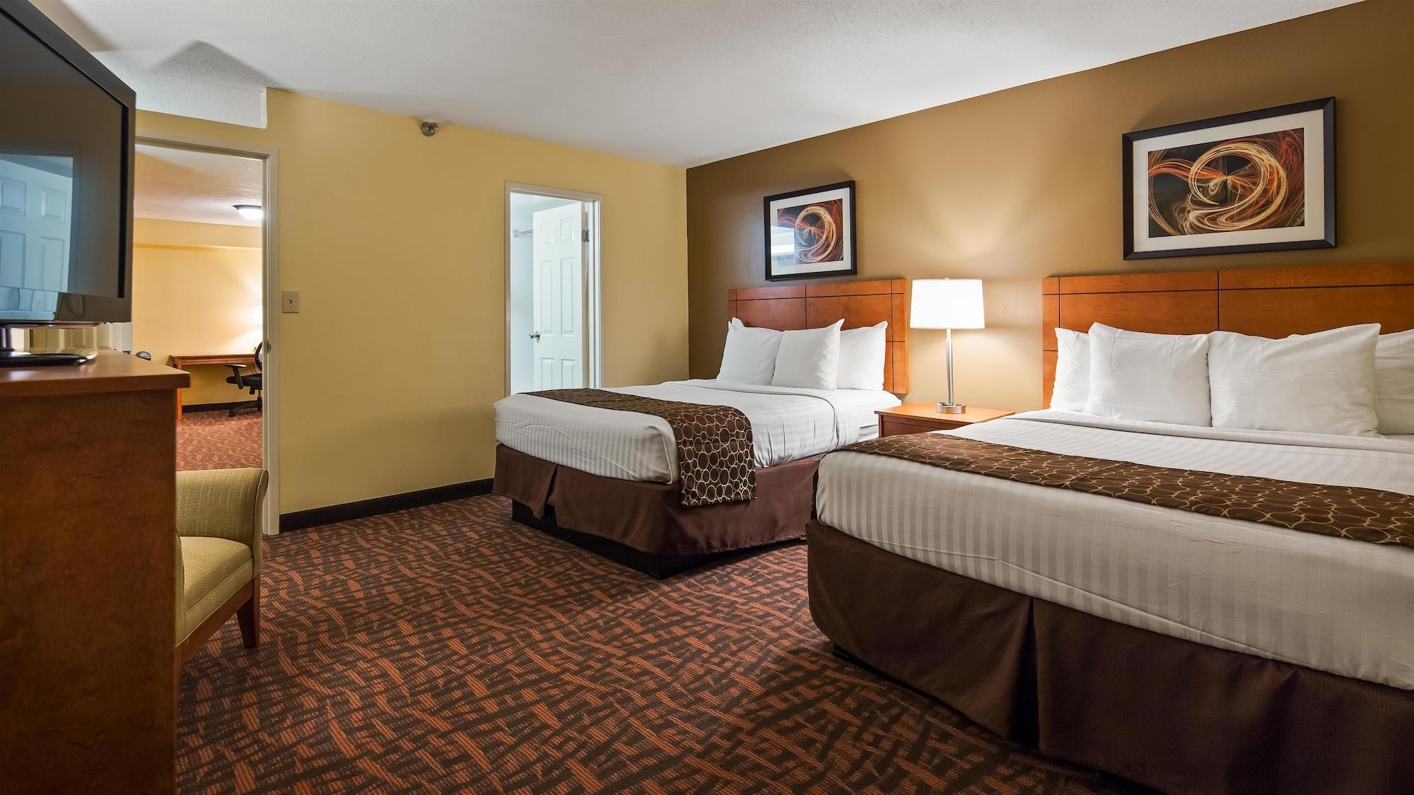 Best Western Louisville East Inn & Suites Zewnętrze zdjęcie
