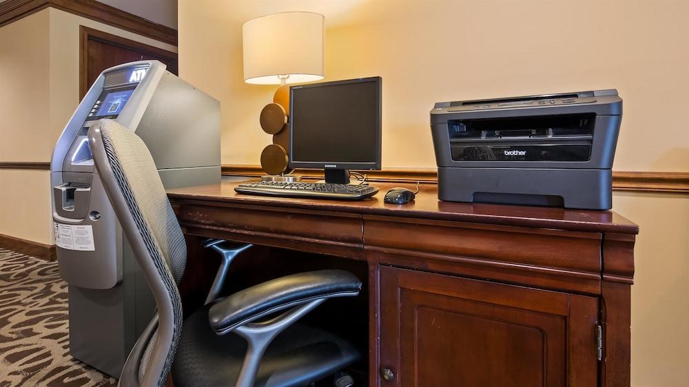 Best Western Louisville East Inn & Suites Zewnętrze zdjęcie